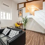 Paris 9Eme - Superbe Loft Avec Terrasse Privative
