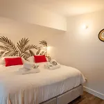 Paris 9Eme - Superbe Loft Avec Terrasse Privative